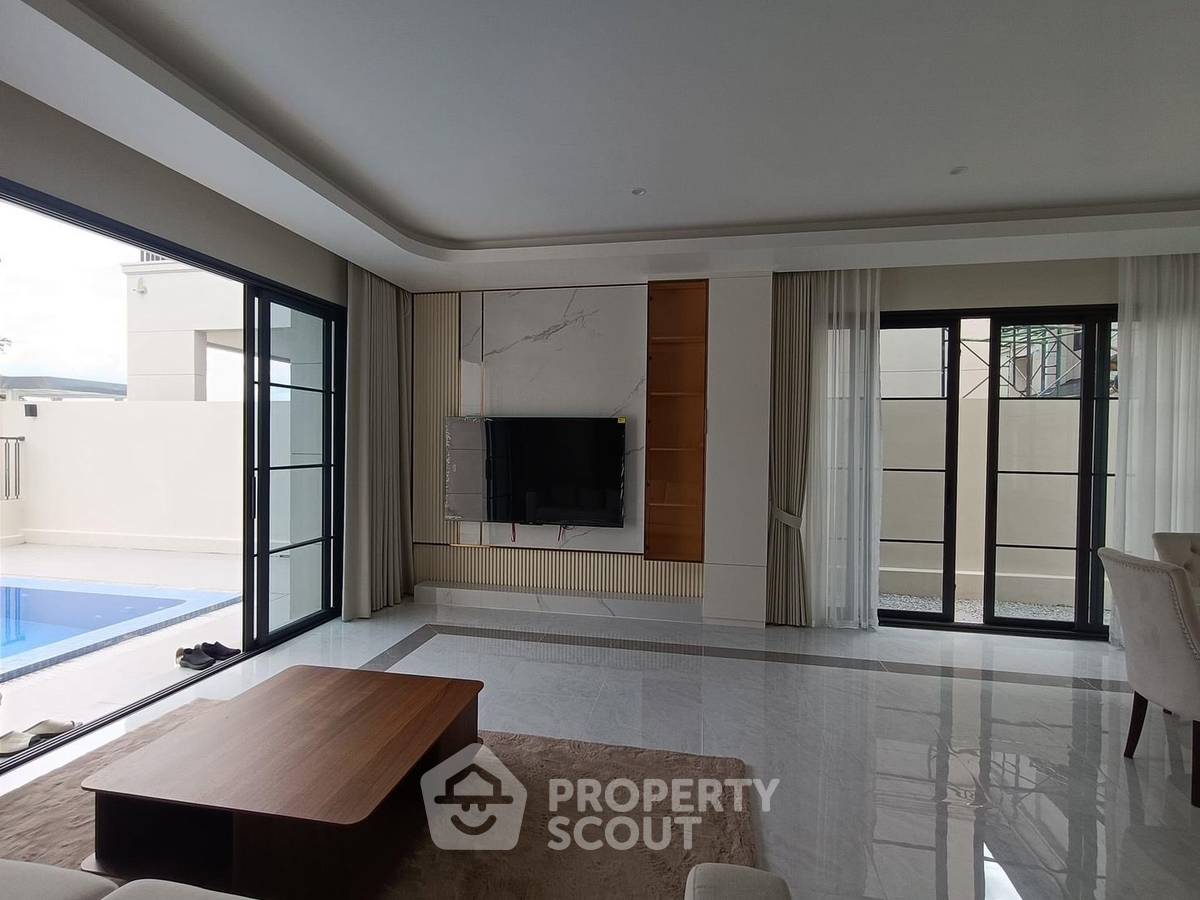 picture Pet-Friendly 4-BR House For Sale At Arcade Pattaya, Pong (ID 1787182) - 11/28