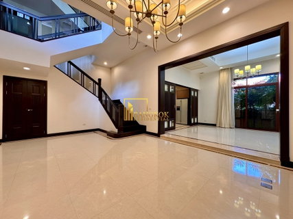 รูปภาพ Baan Sukhumvit 18 - Stunning 4 Bed House With Private Pool - BR28270SH