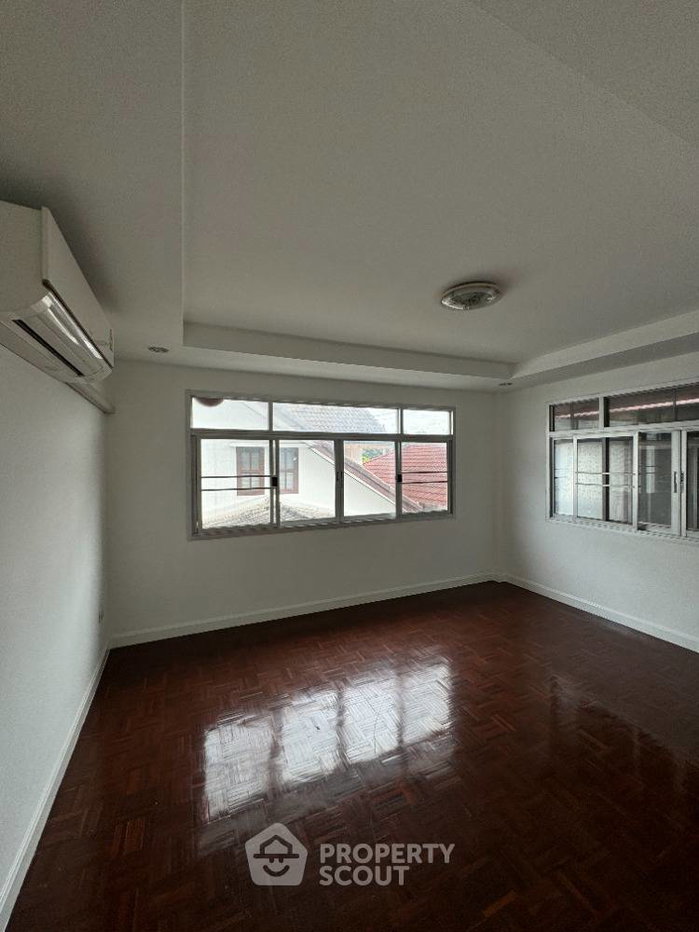 รูป บ้าน 5 ห้องนอน ขายที่ แซมมากร รามคำแหง ใกล้ สะพานสูง (ID 1718264) - รูปที่ 13/17