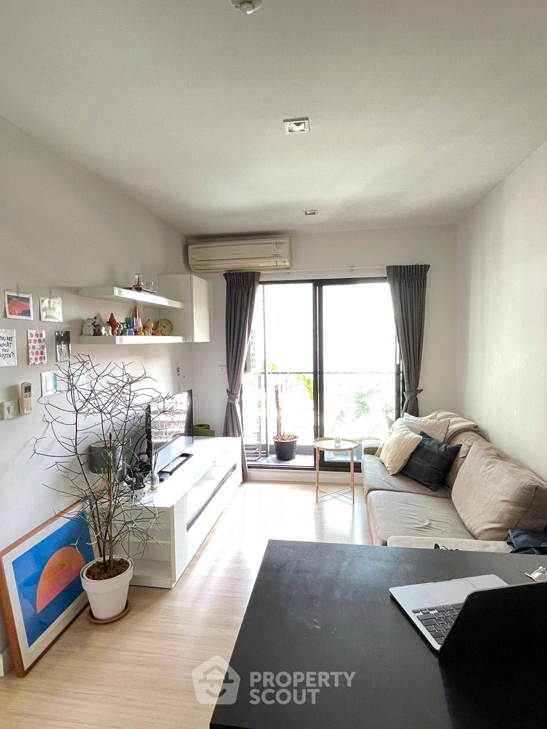 คอนโด 1 ห้องนอน The Seed Mingle Sathorn-Suanplu สถานี BTS ศาลาแดง (ID 2047831)