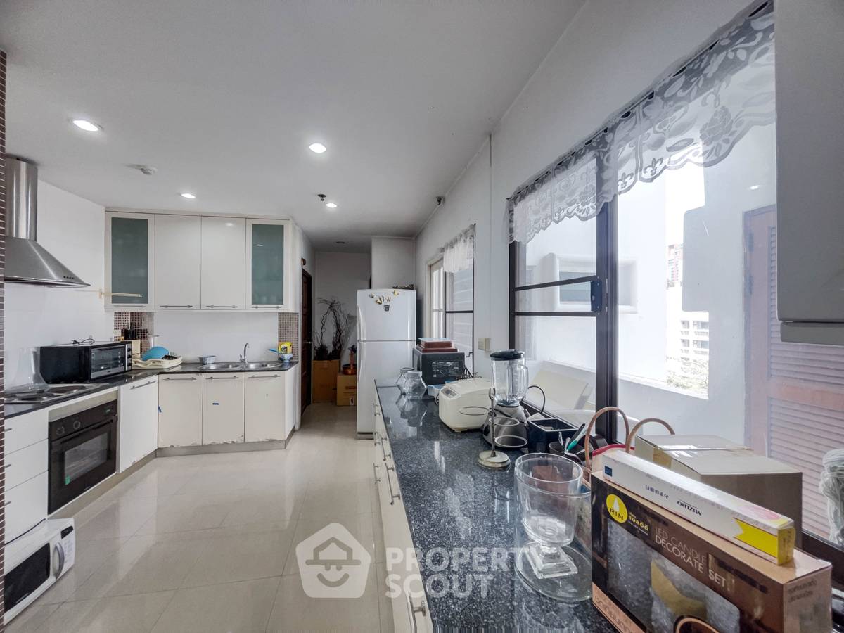 รูป คอนโด 3 ห้องนอน 320 ตร.ม. ขายที่ 33 Tower ใกล้ BTS พร้อมพงษ์ (ID 2053519) - รูปที่ 30/30