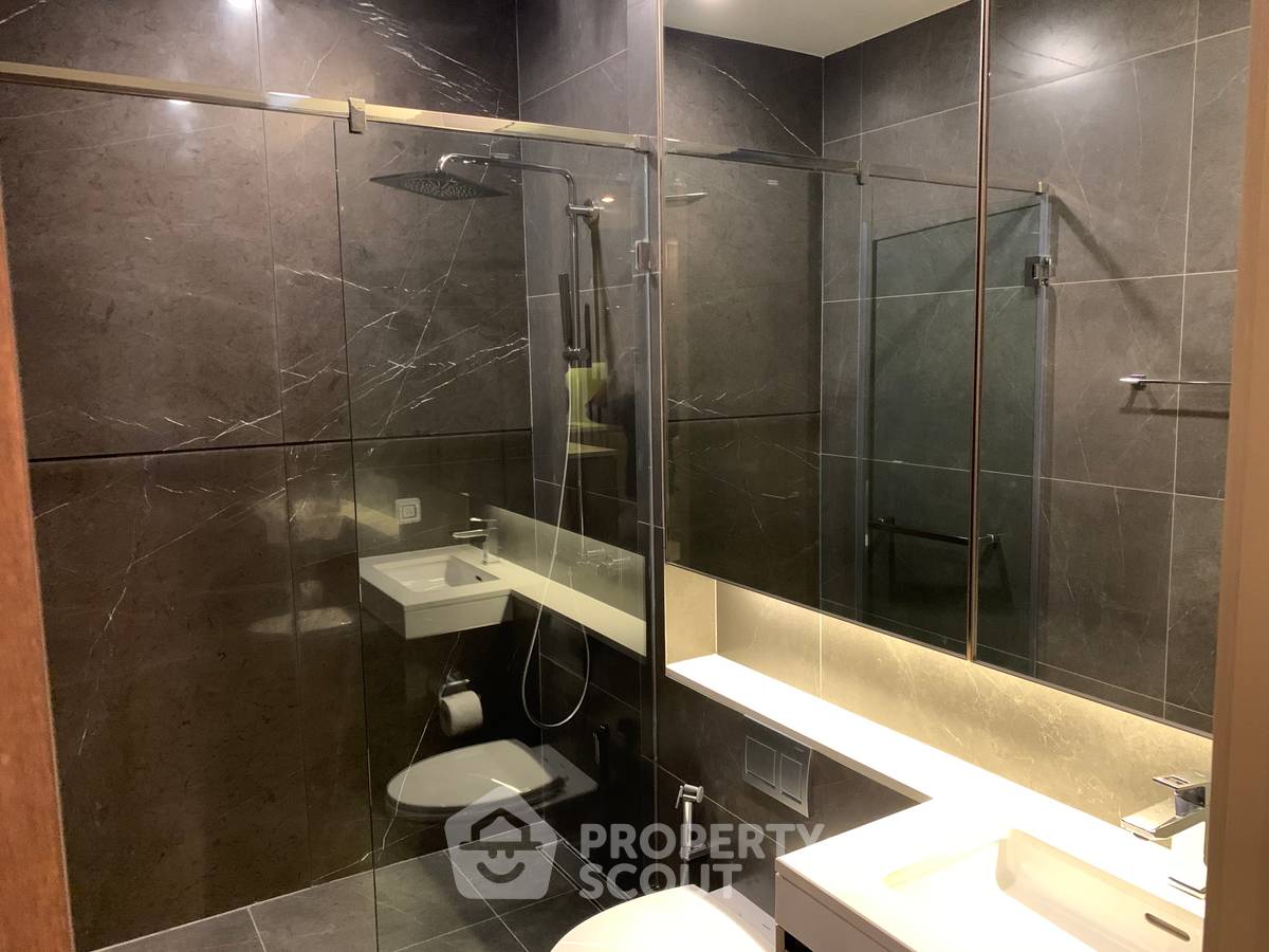 รูป คอนโด 2 ห้องนอน ชั้น 35 The Esse At Singha Complex ใกล้ MRT เพชรบุรี (ID 436782) - รูปที่ 5/7