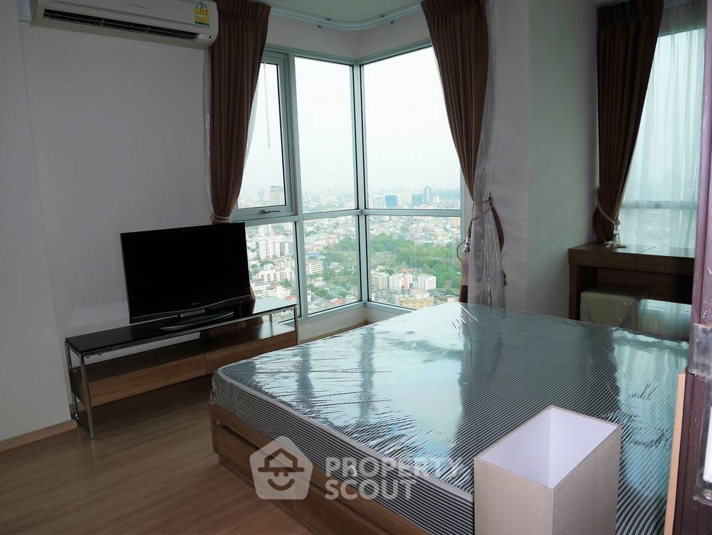 รูป คอนโด 2 ห้องนอน ชั้นสูง 21 ที่ Rhythm Sathorn พื้นที่ 63 ตร.ม. ใกล้ BTS สะพานตากสิน 300 ม. (ID 418231) - รูปที่ 11/13