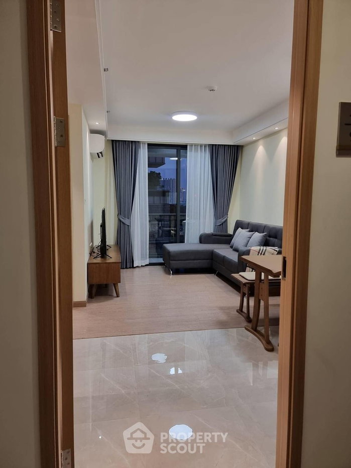 รูป คอนโด 1 ห้องนอน 37 ตร.ม. ชั้น 10 Regal Sathon-Naradhiwas ใกล้สาทร (ID 1446013) - รูปที่ 5/10