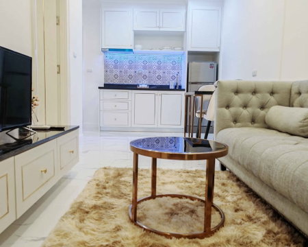 The Empire Tower Pattaya – จอมเทียน**  คอนโดใหม่ตกแต่งครบ พร้อมเข้าอยู่ 1 ห้องนอน 1 ห้องน้ำ ขนาด 32 ตร.ม.