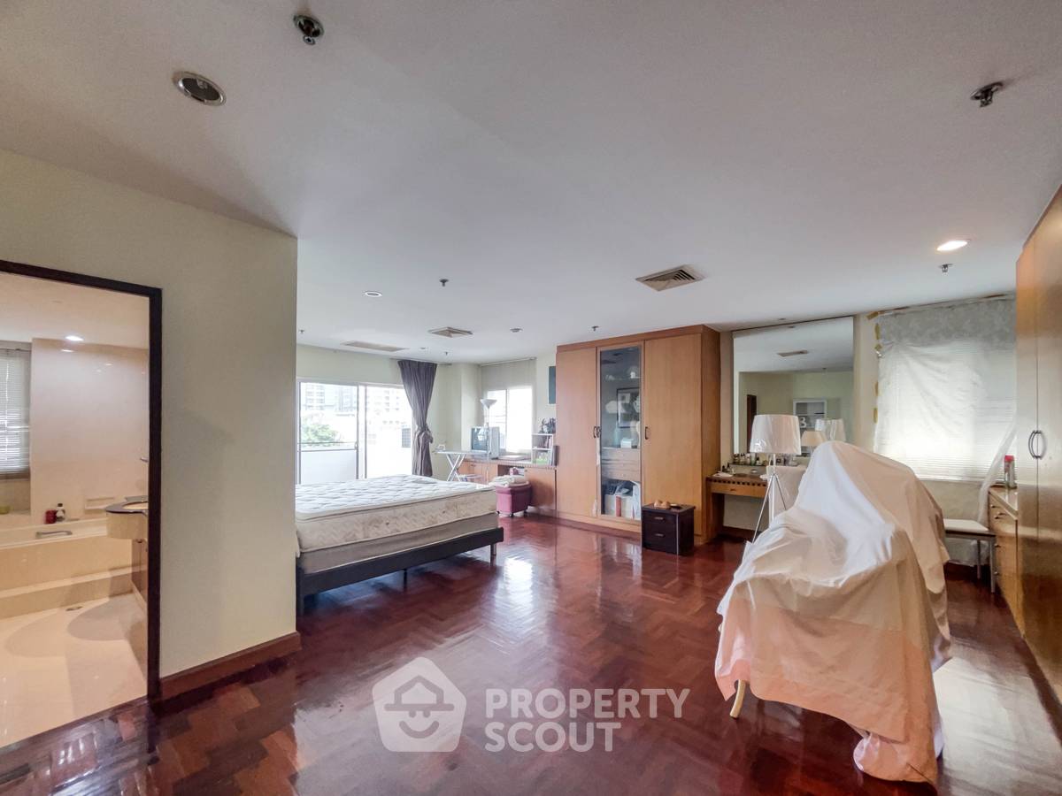 รูป คอนโด 3 ห้องนอน 320 ตร.ม. ขายที่ 33 Tower ใกล้ BTS พร้อมพงษ์ (ID 2053519) - รูปที่ 24/30