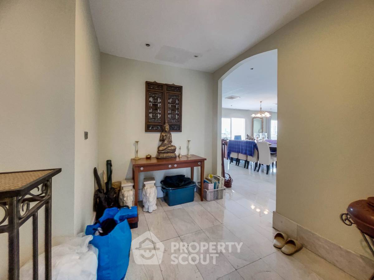 รูป คอนโด 3 ห้องนอน 320 ตร.ม. ขายที่ 33 Tower ใกล้ BTS พร้อมพงษ์ (ID 2053519) - รูปที่ 2/30