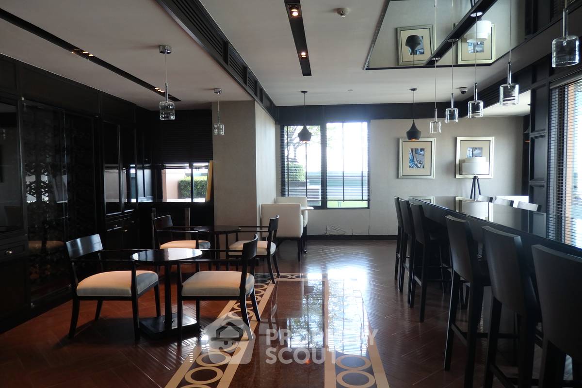รูป ใกล้ MRT เพชรบุรี 200 ม. | คอนโด 1 ห้องนอน Villa Asoke 67 ตร.ม. (ID 883845) - รูปที่ 20/77