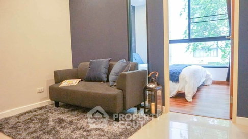คอนโด 1 ห้องนอน ขนาด 28 ตร.ม. ชั้น 2 โครงการ Zenith Place Sukhumvit 42 ใกล้ BTS เอกมัย 300 ม. (ID 667556)
