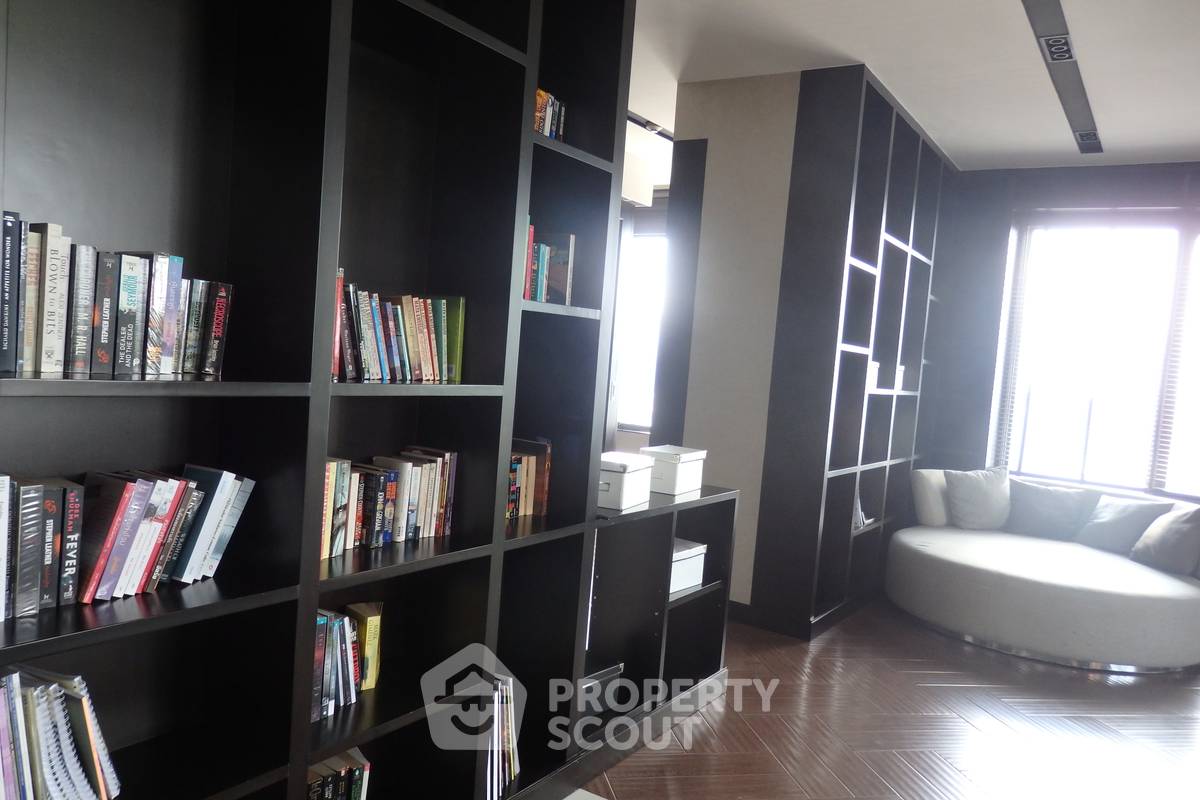 รูป ใกล้ MRT เพชรบุรี 200 ม. | คอนโด 1 ห้องนอน Villa Asoke 67 ตร.ม. (ID 883845) - รูปที่ 13/77