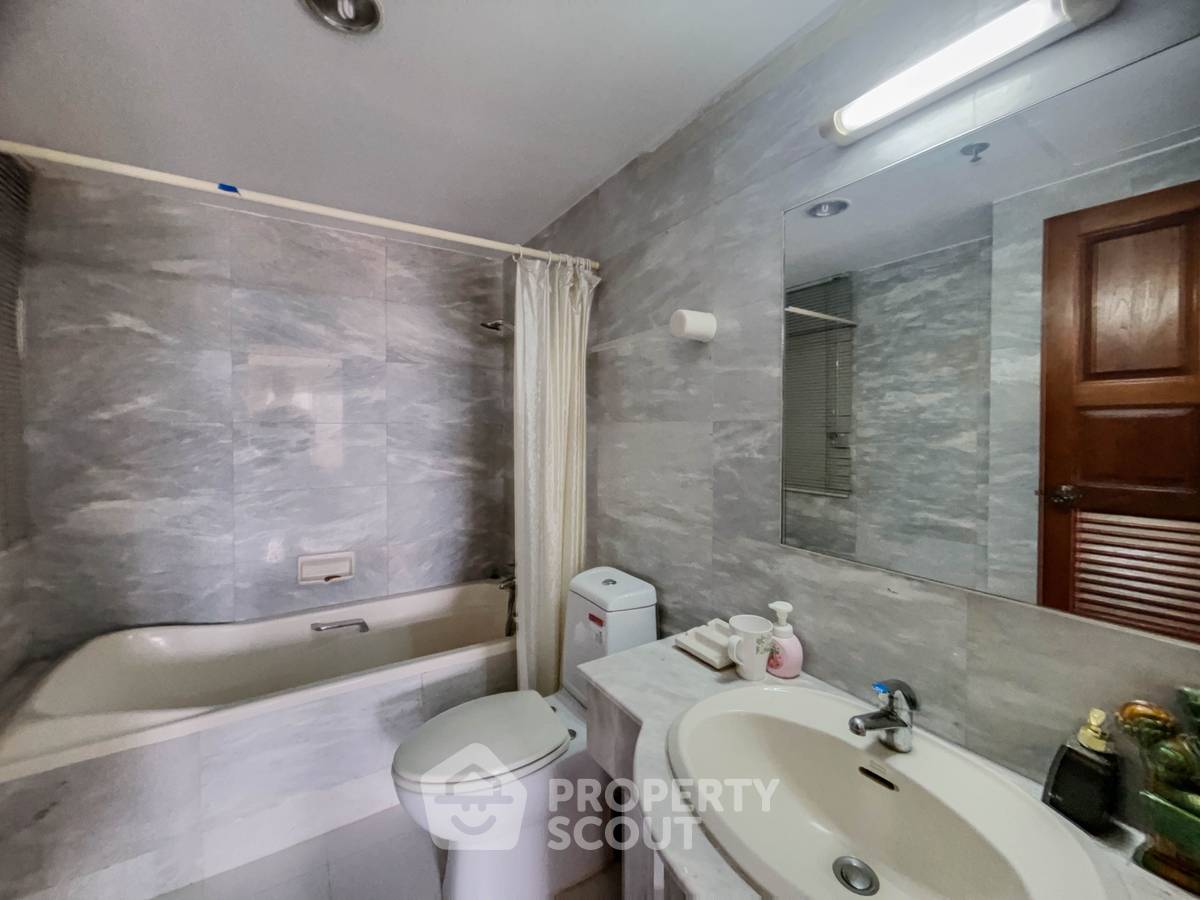 รูป คอนโด 3 ห้องนอน 320 ตร.ม. ขายที่ 33 Tower ใกล้ BTS พร้อมพงษ์ (ID 2053519) - รูปที่ 22/30