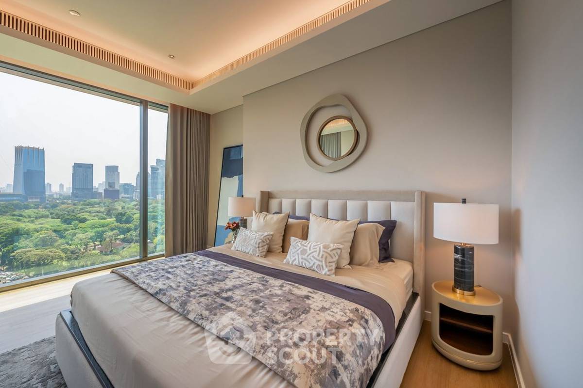 picture Well-Priced 1-BR 87 Sqm Condo At Sindhorn Tonson, BTS Ratchadamri (ID 1002260) - 3/25