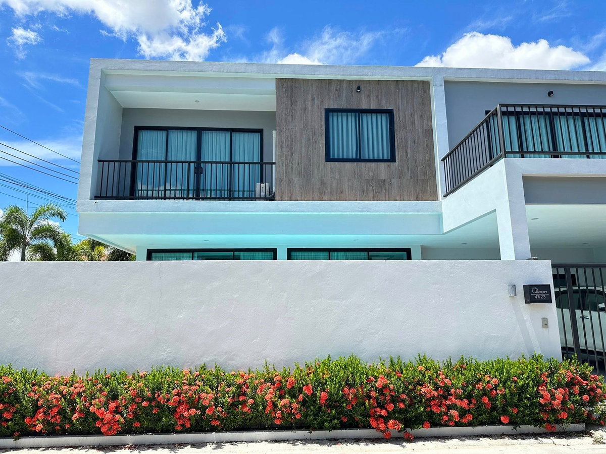 รูป Hivery Pool Villa – บ้าน 2 ชั้น ให้เช่าสำหรับอยู่อาศัย 3 ห้องนอน 3 ห้องน้ำ 1 ห้องครัว 1 ห้องนั่งเล่น - รูปที่ 1/15