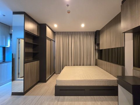 @Condorental condo for rent  IDeo Mobi Sukhumvit Eastgate