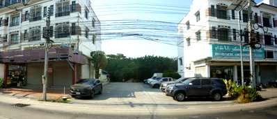 Land for sale Chonburi : Vacant Land 2-2-33.2 Rai, Si Racha, Chonburi