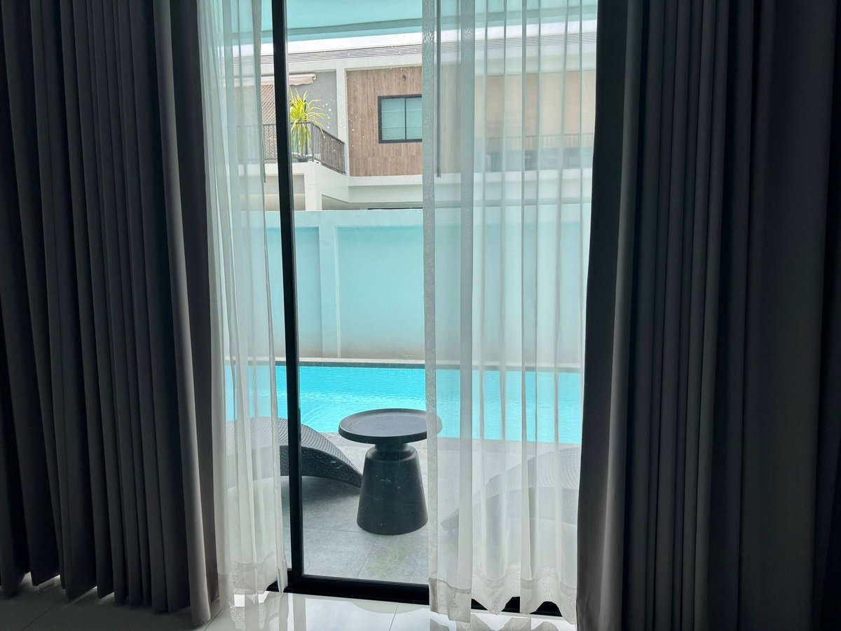 รูป Hivery Pool Villa – บ้าน 2 ชั้น ให้เช่าสำหรับอยู่อาศัย 3 ห้องนอน 3 ห้องน้ำ 1 ห้องครัว 1 ห้องนั่งเล่น - รูปที่ 9/15