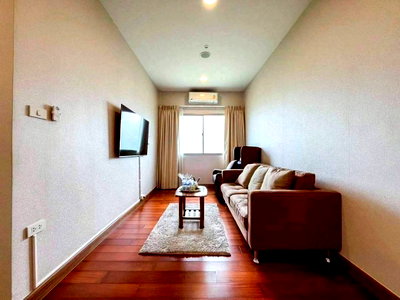 ขายบ้านเดี่ยว : ขาย คลีนิคความงาม ใกล้เซนทรัล Eastville  120 ตรว. 500 ตรม. ติดถ.เลียบด่วนรามอินทรา ทำเลดี