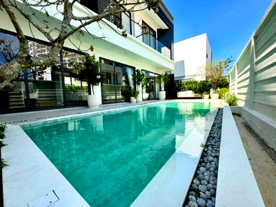 Houses for sale Chonburi : LUXURY VISTA VILLA 【P 1】 Prime Location in the Heart of South Pattaya – Economic Hub  TYPE: THE OCEAN  5 Bedrooms, 6 Bathrooms