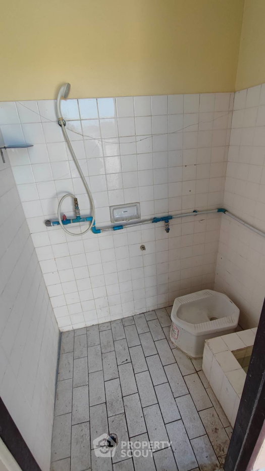 รูป บ้าน 4 ห้องนอน สำหรับขาย 320 ตร.ม. โคกแฝด หนองจอก (เลี้ยงสัตว์ได้) (ID 1466983) - รูปที่ 20/22