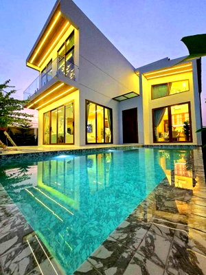 เช่าบ้านเดี่ยว ชลบุรี : Luxury Pool Villa – Mabprachan Reservoir Areaทำเลศักยภาพใกล้อ่างเก็บน้ำมาบประชัน,5 ห้องนอน6ห้องน้ำ
