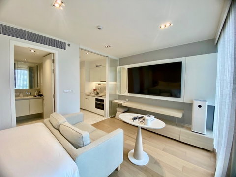 Special Price! For Sale: SCOPE PROMSRI â Luxury Pet-Friendly Condo in Sukhumvit 49 High Investment Potential! 6% | Always in Demand