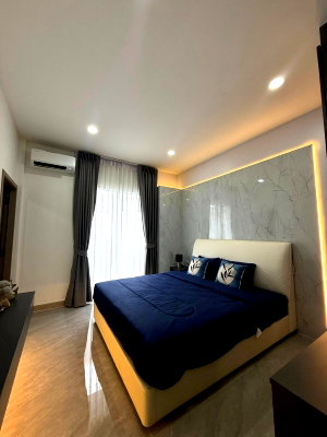 เช่าบ้านเดี่ยว ชลบุรี : พูลวิลล่าให้เช่า ฝั่งทะเล Pool Villa for Rent  หมู่บ้านเอกมงคล ชัยพฤกษ์ 2 ฝั่งทะเลบ้านหัวมุม  4 ห้องนอน 5 ห้องน้ำ