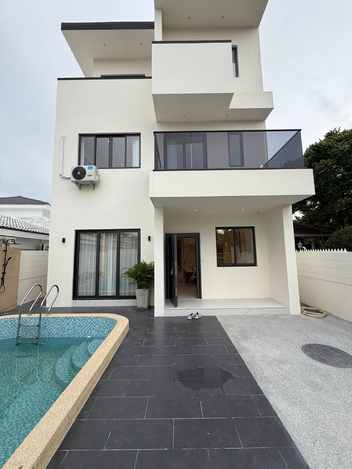 รูป Suksabai Pool Villa – บ้านพักพร้อมสระว่ายน้ำ สำหรับเช่า บ้านขนาดใหญ่ รองรับการอยู่อาศัยหรือทำธุรกิจ 5 ห้องนอน 6 ห้องน้ำ - รูปที่ 7/20