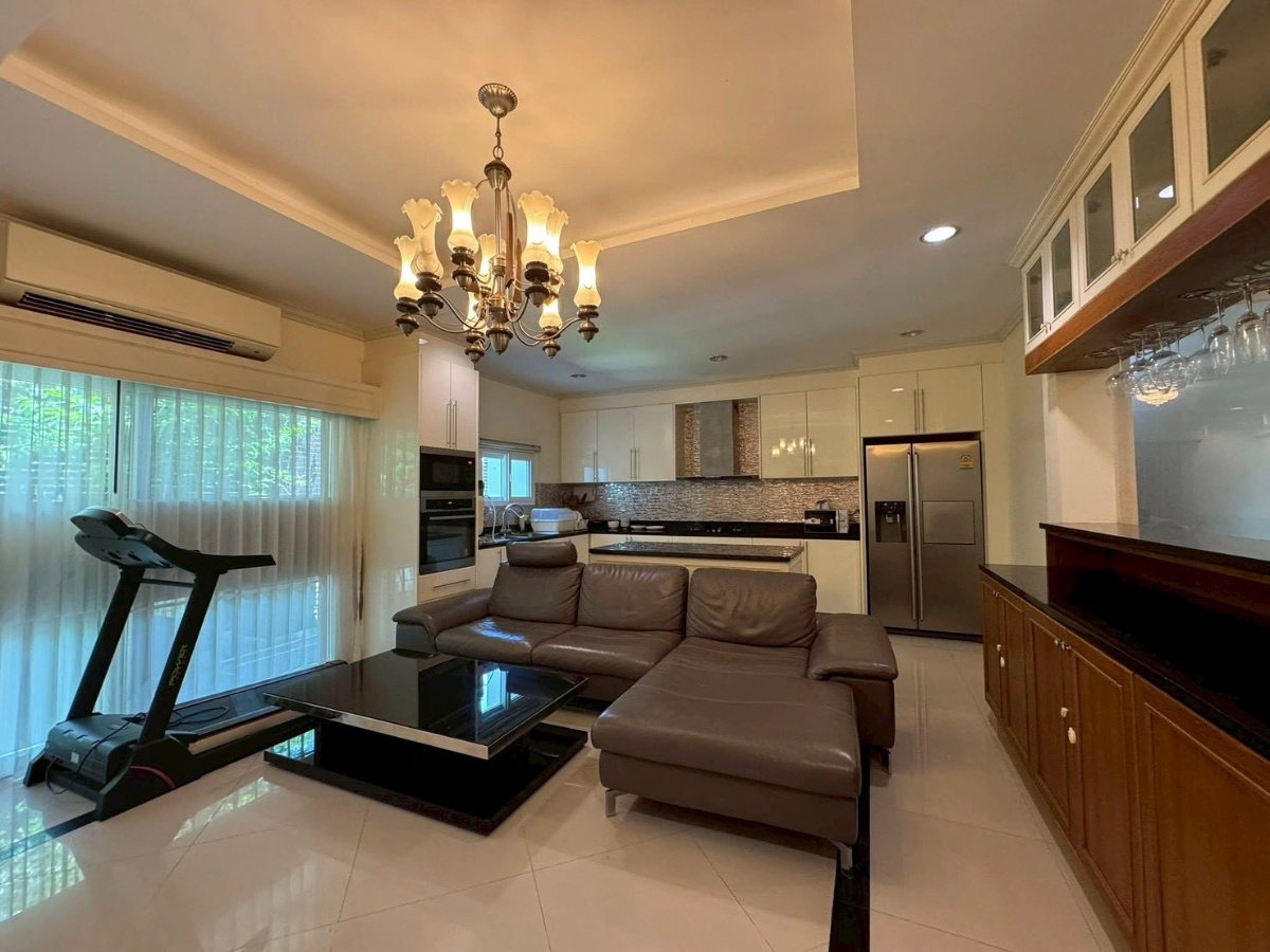 รูป บ้านเดี่ยวหรู 4 ห้องนอน 3 ห้องน้ำ พร้อมจากุซซี่ – ถนนทุ่งกลมตาลหมัน พัทยา - รูปที่ 13/16