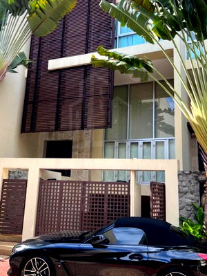 Townhouses for sale One Bangkok : 📌 Urgently for sale : The Lofts Sathorn