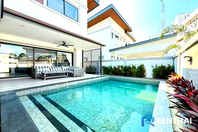 Houses for sale Rubberland : Pool Villa 3bed 4bath in the heart of Pattaya City