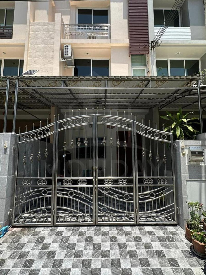 Townhouses for sale : 📌 Urgently for sale : Thanapat Haus Sathorn - Narathiwas MD-86899