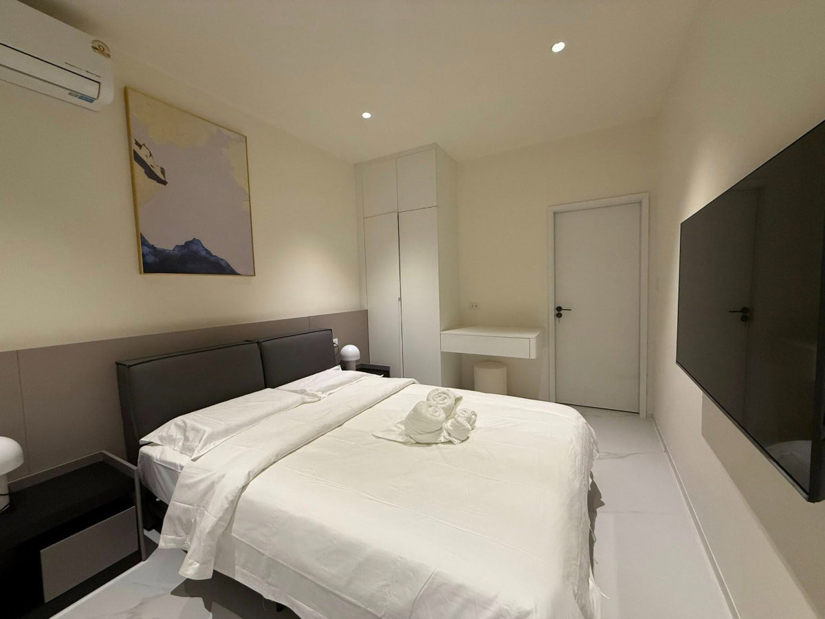 รูป Suksabai Pool Villa – บ้านพักพร้อมสระว่ายน้ำ สำหรับเช่า บ้านขนาดใหญ่ รองรับการอยู่อาศัยหรือทำธุรกิจ 5 ห้องนอน 6 ห้องน้ำ - รูปที่ 6/20