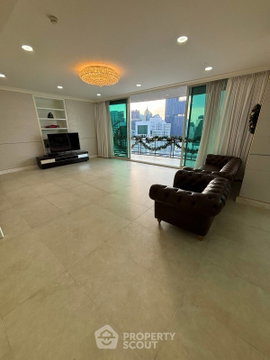 Pet-Friendly 4-BR 355 Sqm At 25th Floor Royce Private Residences Near MRT Sukhumvit (ID 1404323)