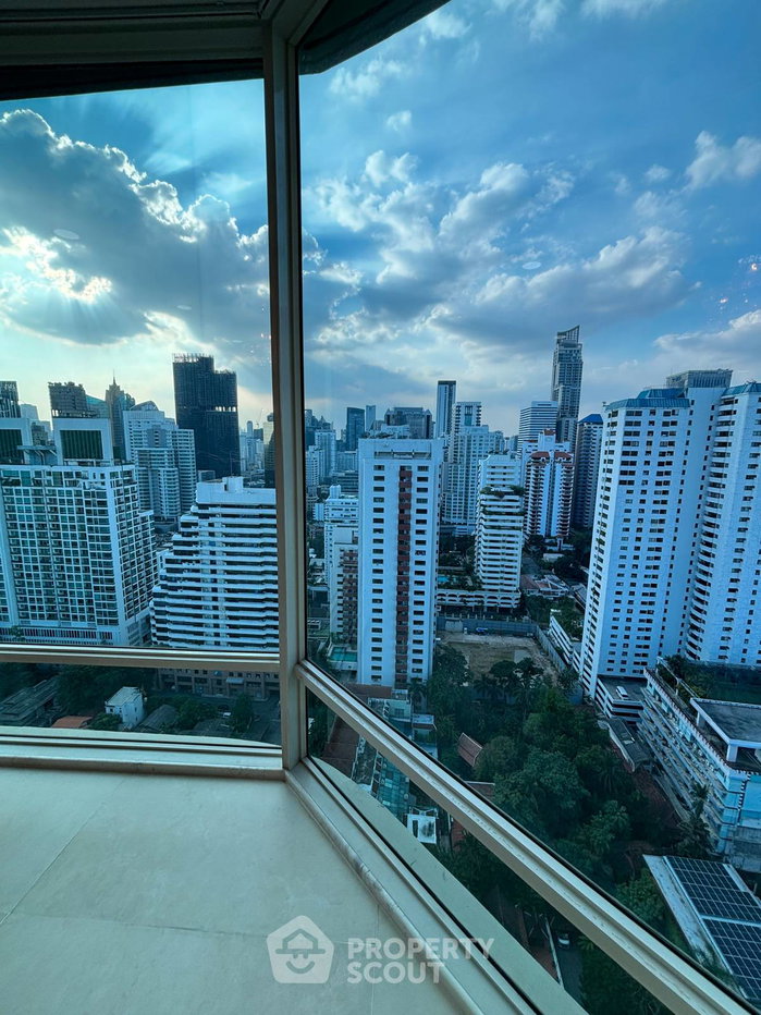 รูป คอนโด 4 ห้องนอน 355 ตร.ม. ชั้น 25 สุดพรีเมียม Royce Private Residences ใกล้ MRT สุขุมวิท (รับสัตว์เลี้ยง) (ID 1404323) - รูปที่ 16/26