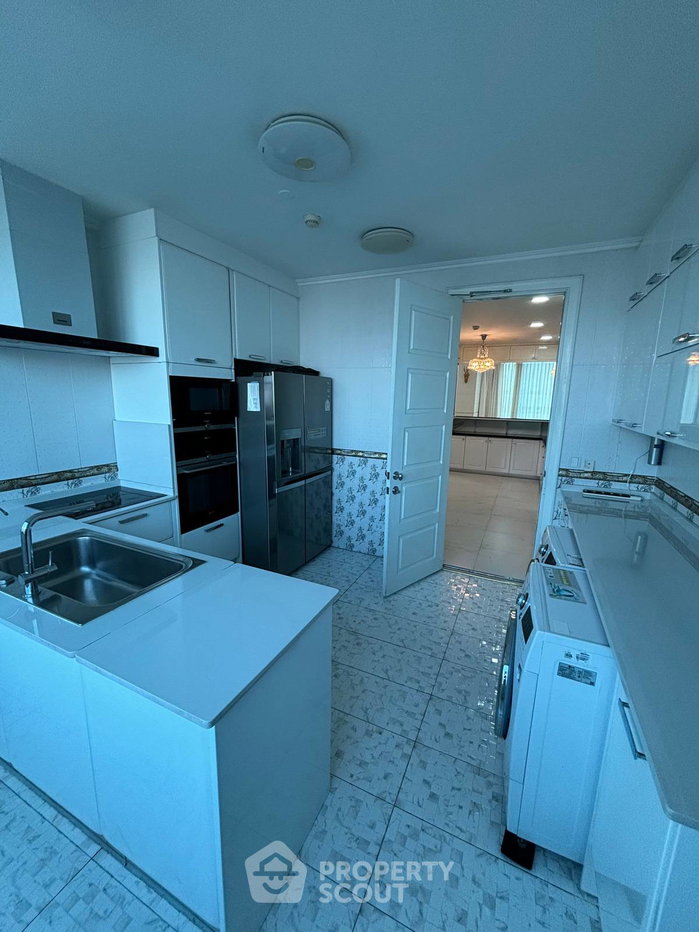 รูป คอนโด 4 ห้องนอน 355 ตร.ม. ชั้น 25 สุดพรีเมียม Royce Private Residences ใกล้ MRT สุขุมวิท (รับสัตว์เลี้ยง) (ID 1404323) - รูปที่ 9/26