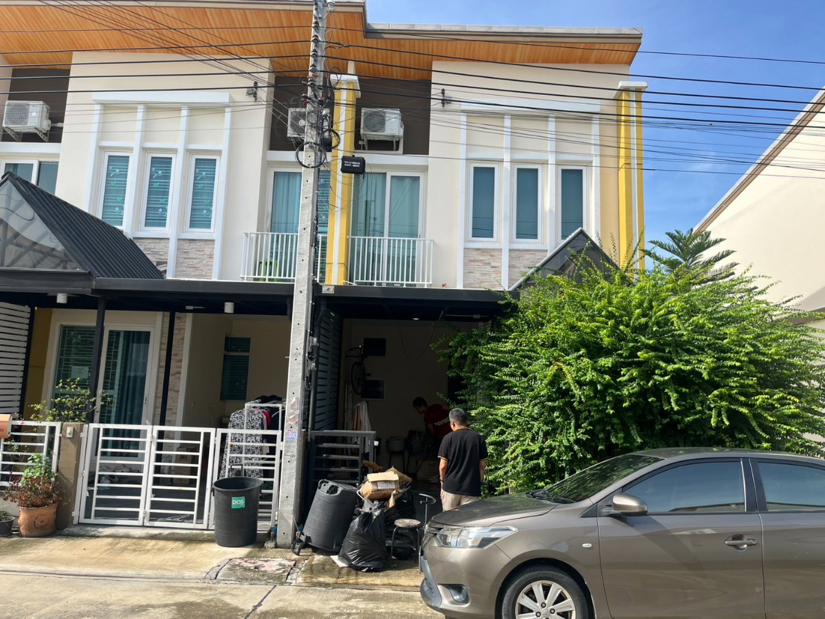 picture Golden Town Chalermprakiat - Suan Luang - 2/8