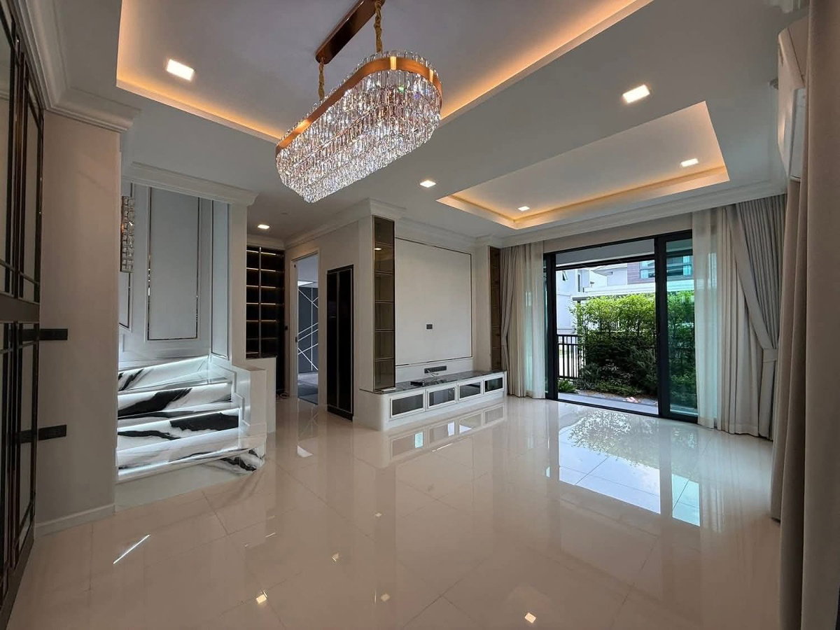 รูป 🍃Baan&buildin070925🍃 💚Luxury ได้ในราคาแค่ 13 ล้าน 🏡🛁 ตกแต่งครบ ฟอร์พร้อมอยู่   📌โครงการบ้านแกรนด์บริทาเนีย ราชพฤกษ์-พระราม 5 - รูปที่ 4/18