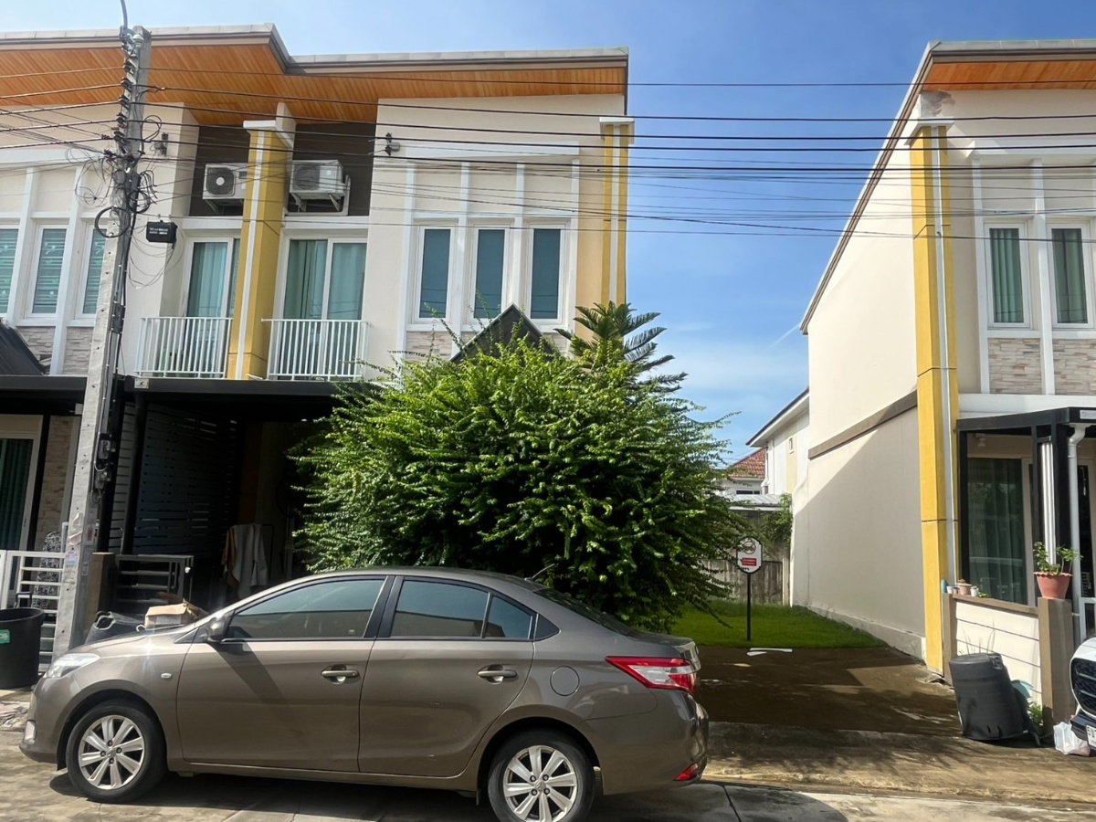 picture Golden Town Chalermprakiat - Suan Luang - 5/8