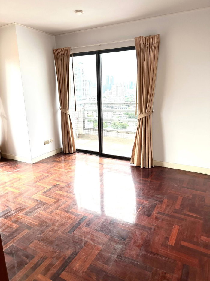 picture Code: KJ8680  for rent Richmond Palace // Line ID: @kjcondo (with @) // - 13/15