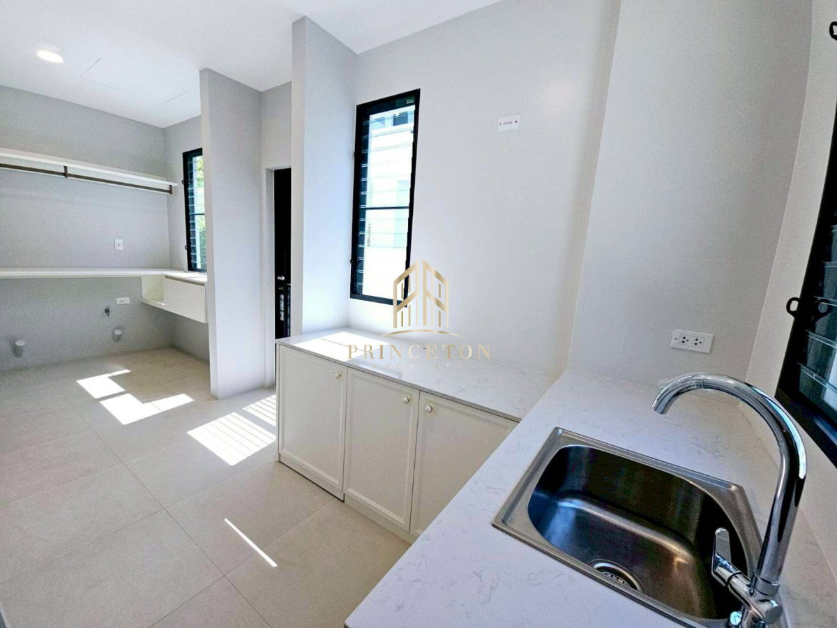 รูป ขายบ้านหรู นันทวัน บางนา กม.15 - รูปที่ 18/24