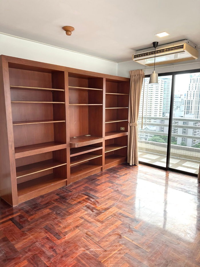 picture Code: KJ8680  for rent Richmond Palace // Line ID: @kjcondo (with @) // - 14/15
