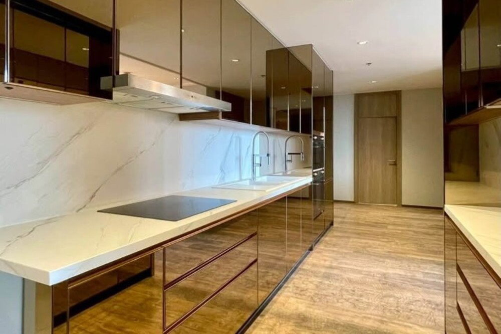 รูป 🔥 สำหรับเช่า !! ทำเลทอง, ชั้นสูง 39++, วิวเมือง!!🔥Code C20221209827........Noble Ploenchit, 3 ห้องนอน Duplex, 3 ห้องน้ำ, แต่งครบ, พร้อมเข้าอยู่ 📣📣 - รูปที่ 8/22