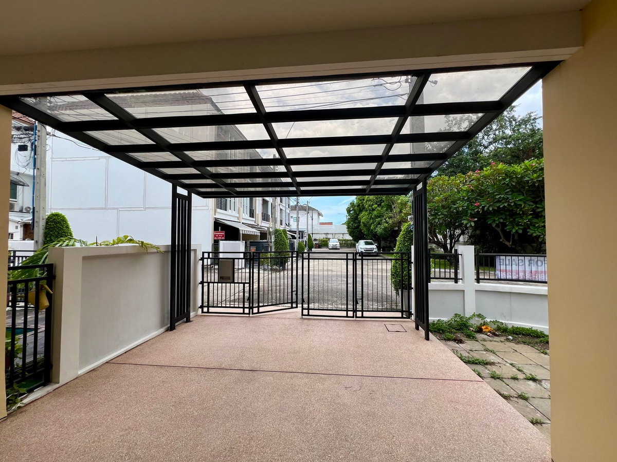รูป ขายด่วน! ทาวน์โฮม 3 ชั้น (หลังมุม) โครงการบ้านกลางเมือง S-Sense ศรีนครินทร์  บ้านเปล่า พร้อมให้คุณตกแต่งตามสไตล์ที่ชอบ บนทำเลศักยภาพ  - รูปที่ 21/25