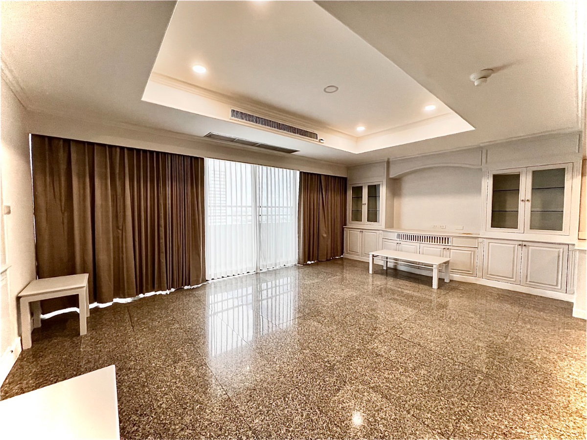 รูป ใหเช่าคอนโด 5-ห้องนอน 5 ห้องน้ำ 2 ห้องนั่งเล่น โอเรียลเต็ล ทาวเวอร์ คอนโดมิเนียม  458  ตร.ม. ใกล้แหล่งอำนวยความสะดวกสบาย - รูปที่ 11/19