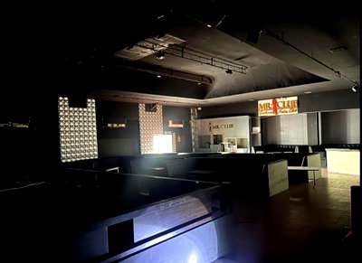 Shophouses for rent ม.เอเชียอาคเนย์ : showroom for rent Kanchanaphisek Road
