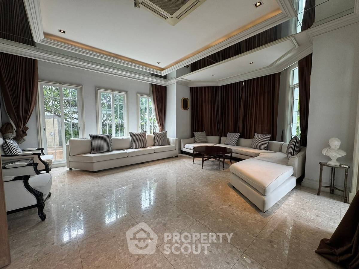 รูป บ้านเช่า 4 ห้องนอน ในโครงการ Granada Pinklao-Petchkasem บางแค (ID 2141569) - รูปที่ 21/34