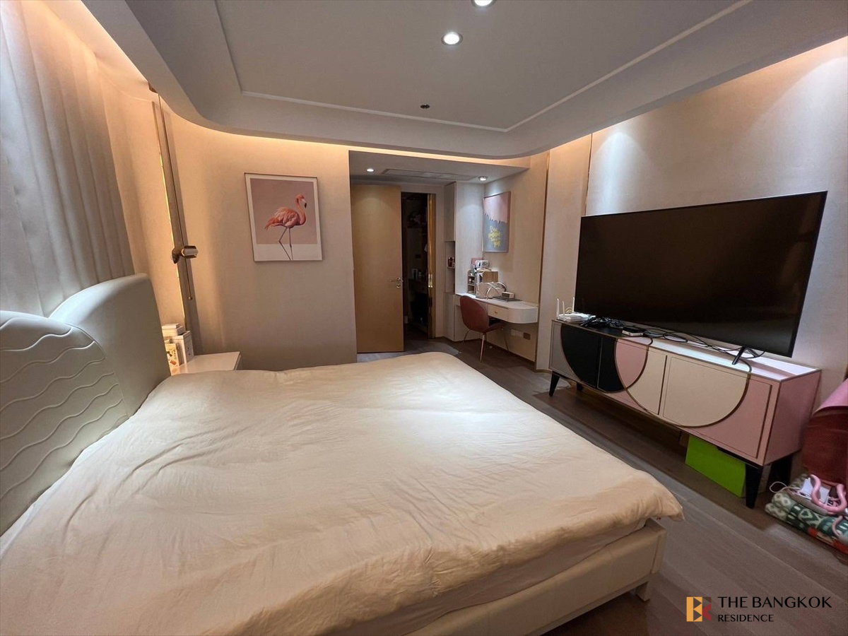 รูป 💎Luxury Duplex,Huge Room Le Raffine Sukhumvit 24 Near BTS Phrom Phong - รูปที่ 4/10
