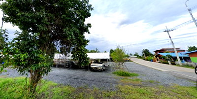 Land for sale : Land for Sale in Khlong Luang Phaeng Land size: 1 Rai 70 Square Wah Located near Suwinthawong Road (Highway 304)