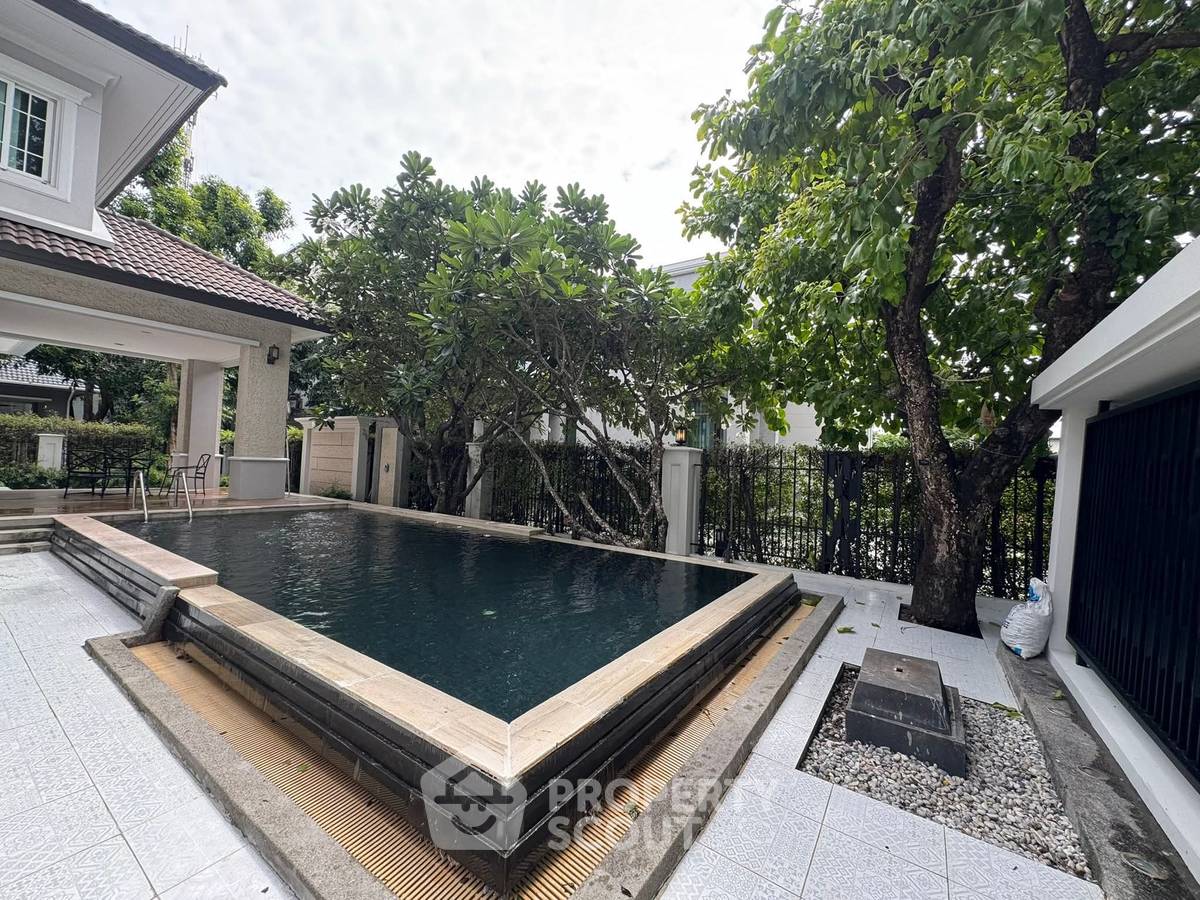 รูป บ้านเช่า 4 ห้องนอน ในโครงการ Granada Pinklao-Petchkasem บางแค (ID 2141569) - รูปที่ 32/34