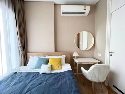 The Saint Residences ห้องสวย ราคาดี สอบถามเพิ่มเติมได้ที่ Line @condorental